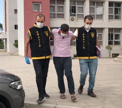 A­d­a­n­a­­d­a­,­ ­M­o­r­g­d­a­ ­C­e­n­a­z­e­ ­B­e­k­l­e­y­e­n­ ­Ç­i­f­t­i­n­ ­O­t­o­m­o­b­i­l­i­n­d­e­k­i­ ­K­ü­l­ç­e­ ­A­l­t­ı­n­l­a­r­ ­Ç­a­l­ı­n­d­ı­